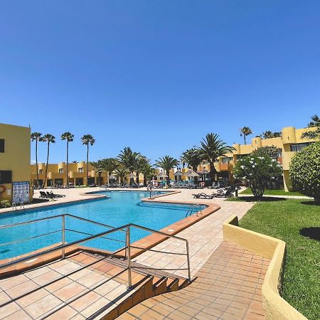 Seaside Apartment Corralejo : A Cozy Holiday Home In A Peaceful Well Located Green Complex Extérieur photo