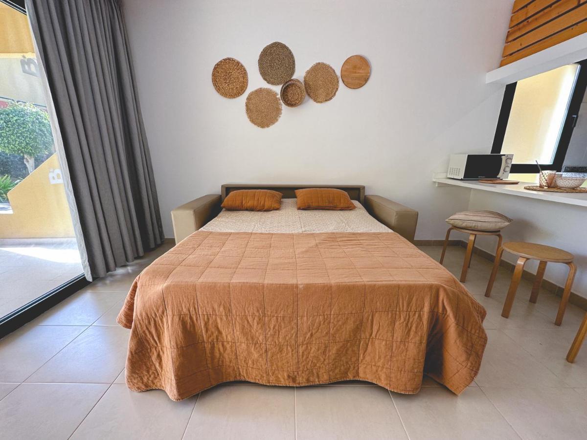 Seaside Apartment Corralejo : A Cozy Holiday Home In A Peaceful Well Located Green Complex Extérieur photo